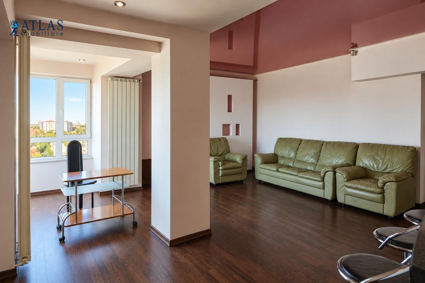 Apartament cu 3 camere în 15 Noiembrie