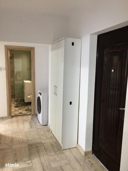Apartament cu 2 camere decomandat în Pârneava