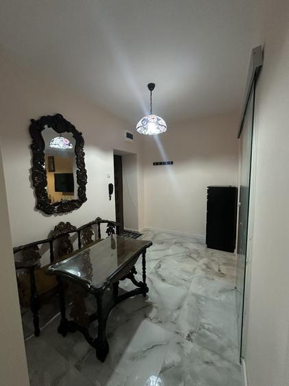Apartament cu 2 camere decomandat în Drumul Taberei