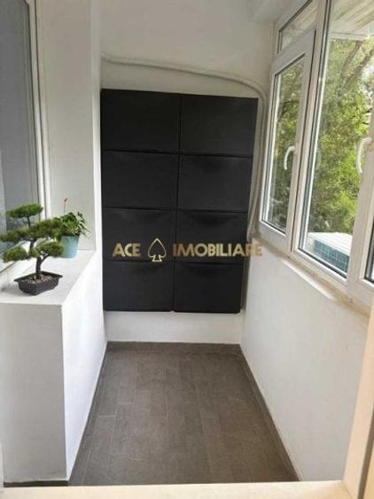 Garsonieră decomandată, mobilată în Costin Georgian