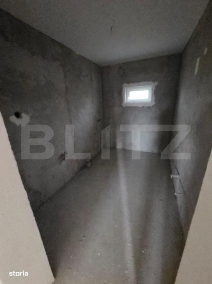 Casă cu 4 camere în Crișeni