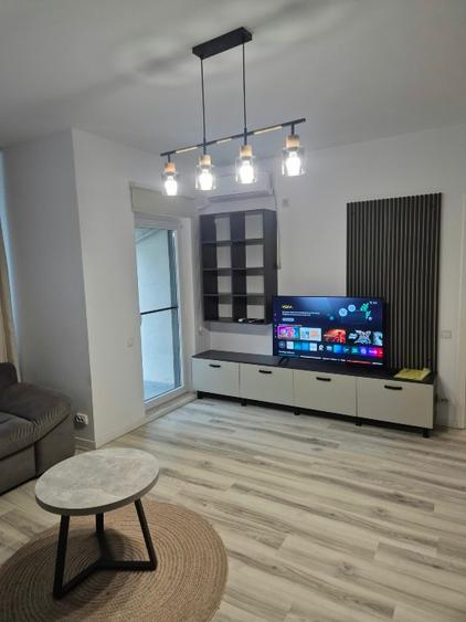 Apartament cu 2 camere decomandat, mobilat în Sisești