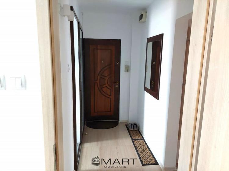 Apartament cu 3 camere decomandat în Ștrand