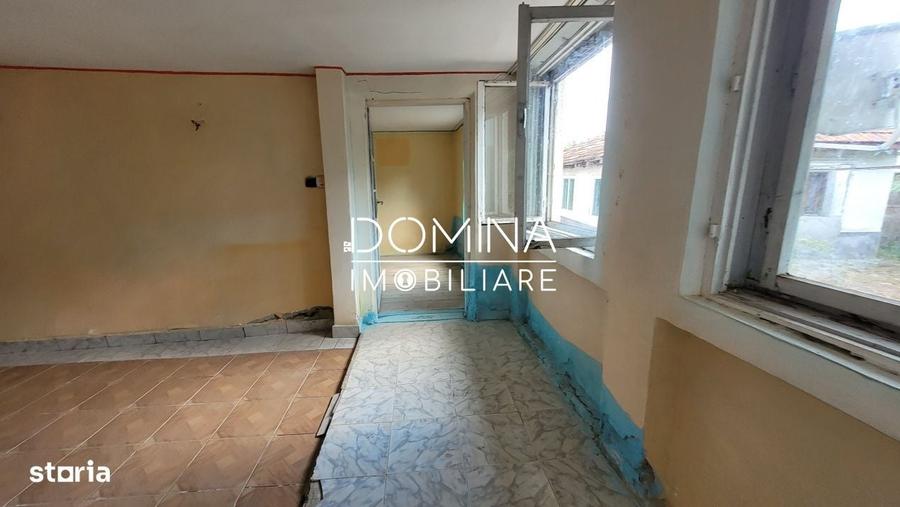 Casă cu 4 camere în Trocani