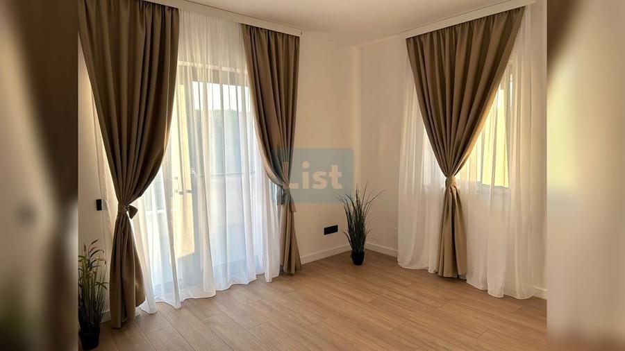 Casă cu 4 camere cu Teren 500 Mp în Popești
