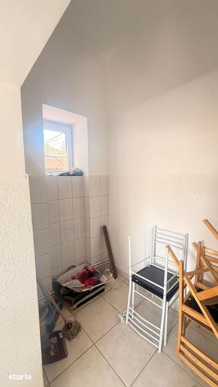 Apartament cu 3 camere în Valea Roșie