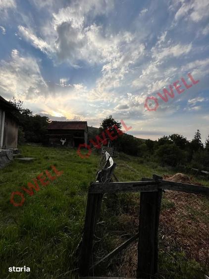 Casă cu 2 camere cu Teren 537 Mp în Boroșneu Mare