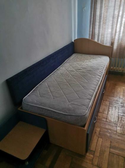 Apartament cu 3 camere decomandat în Energiei