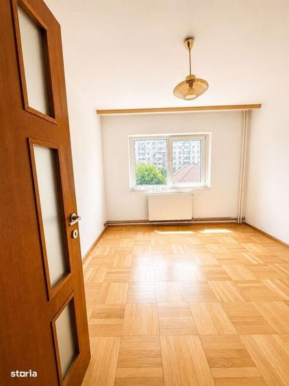Apartament cu 4 camere în Scriitorilor