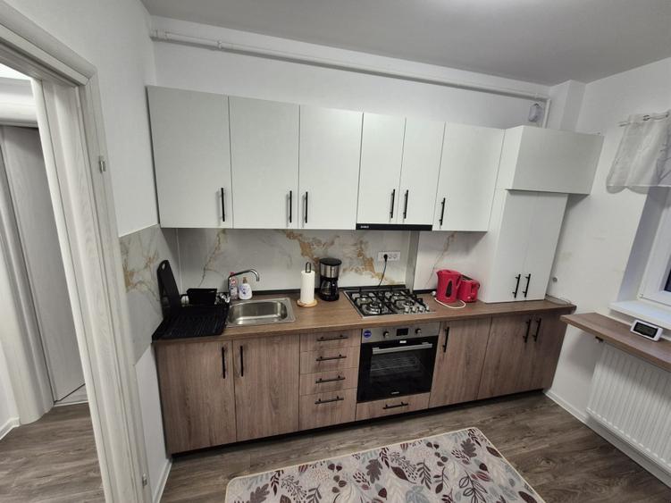 Apartament cu 2 camere decomandat în Sânpetru