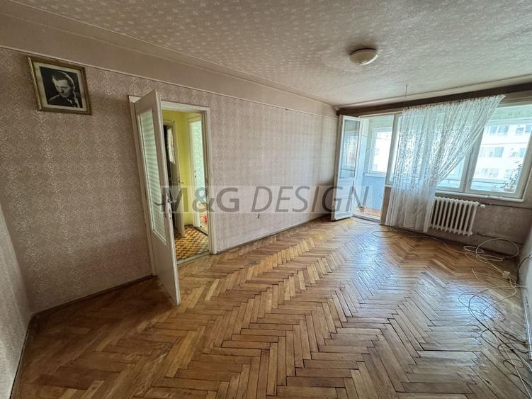 Apartament cu 2 camere semidecomandat în Torontalului