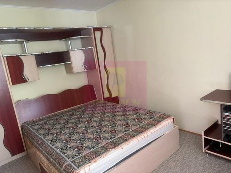 Apartament cu 2 camere circular, mobilat în Titan