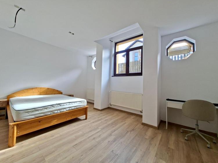 Apartament cu 2 camere, mobilat în Zorilor