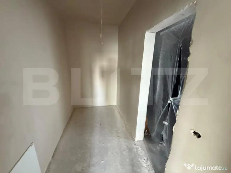 Casă cu 4 camere cu Teren 454 Mp în Central