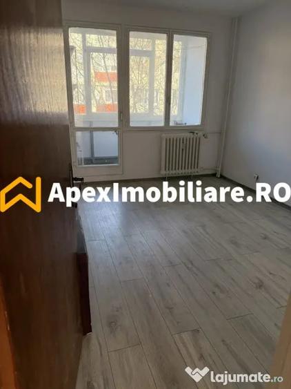 Apartament cu 3 camere decomandat în Brâncoveanu