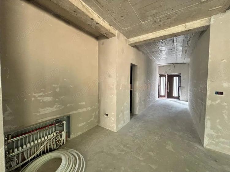Casă cu Teren 750 Mp în Tăuții de Sus