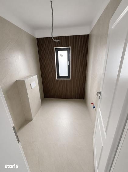Casă cu 4 camere cu Teren 400 Mp în Clinceni