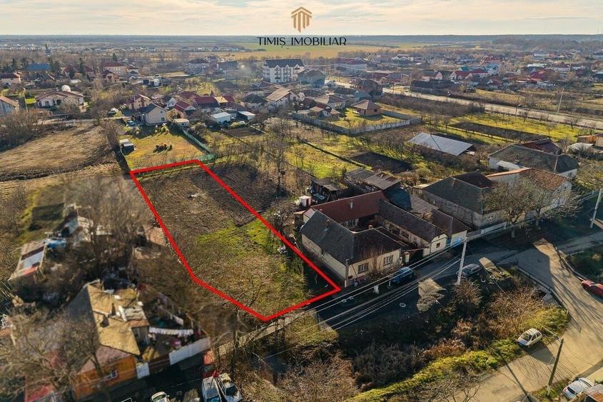 Teren Construcții intravilan de 1340 mp, în Remetea Mare