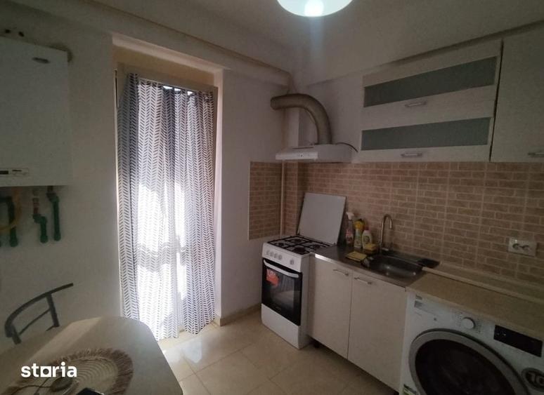 Garsonieră decomandată în Ciurea