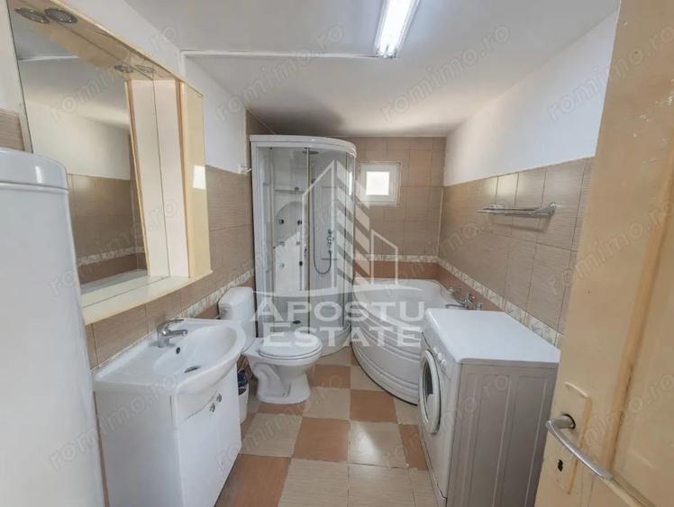 Casă cu 4 camere cu Teren 1450 Mp în Satchinez
