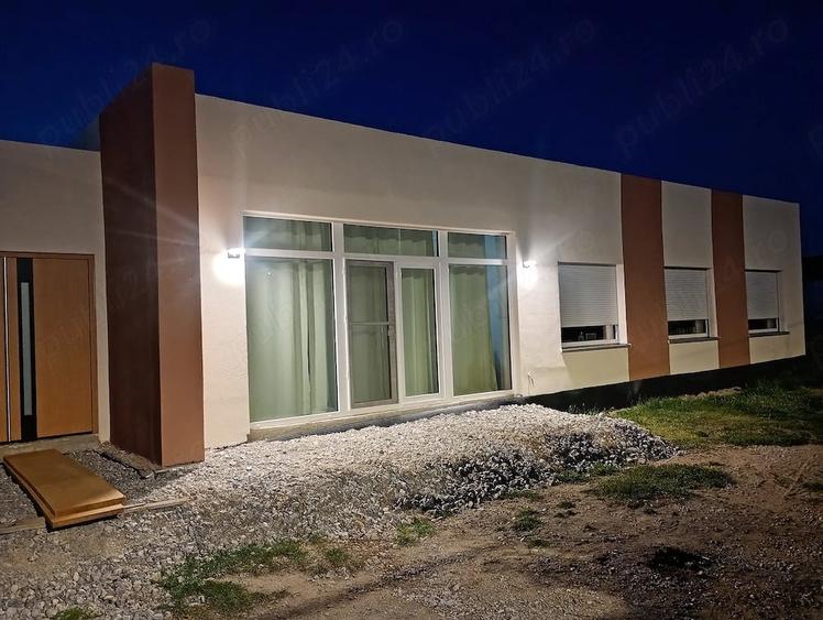 Casă cu 2 camere cu Teren 800 Mp în Nojorid