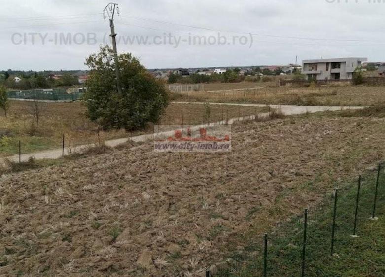 Teren Construcții intravilan de 557 mp, în Ghermănești