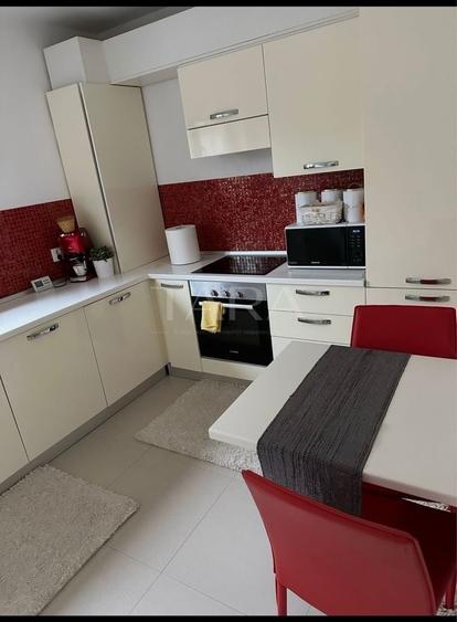 Apartament cu 2 camere decomandat în Borhanci