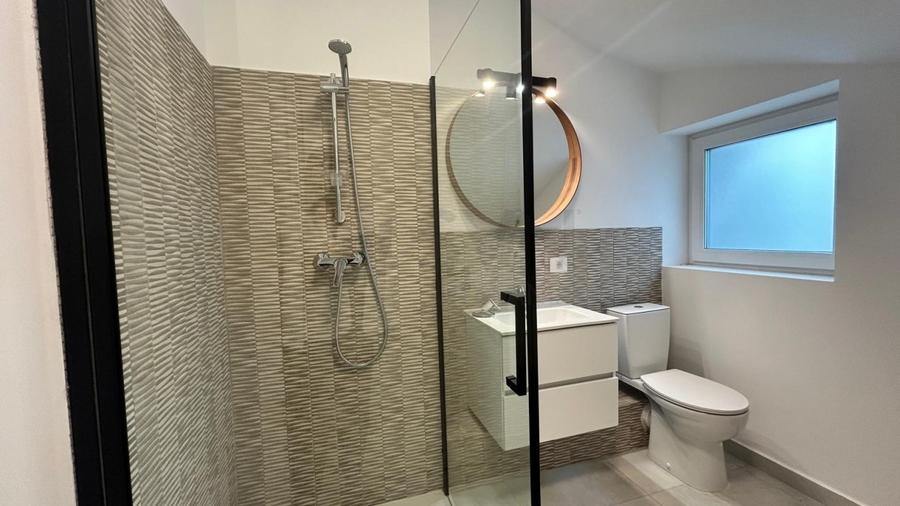 Casă individuală cu 3 camere cu Teren 150 Mp în Pipera