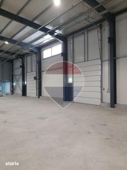 Spațiu comercial, de 1,530 mp, în Central
