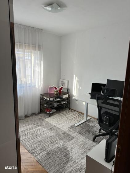 Apartament cu 3 camere decomandat în Mărăști