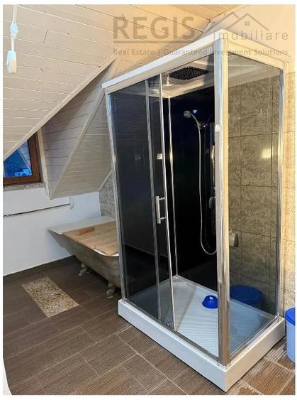 Casă cu Teren 600 Mp în Schei