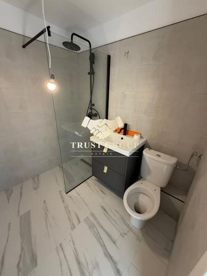 Apartament cu 3 camere decomandat în Drumul Taberei