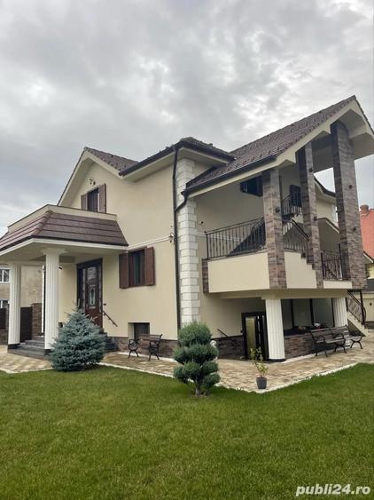 Casă cu 4 camere cu Teren 750 Mp în Central