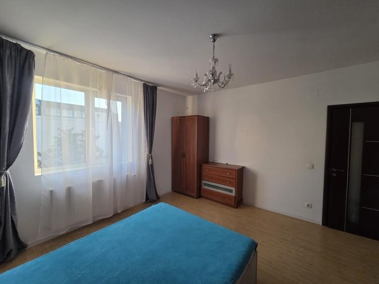 Apartament cu 2 camere semidecomandat, mobilat în Dumbrăvița