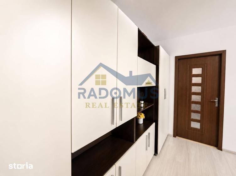 Apartament cu 2 camere semidecomandat, mobilat în Nord
