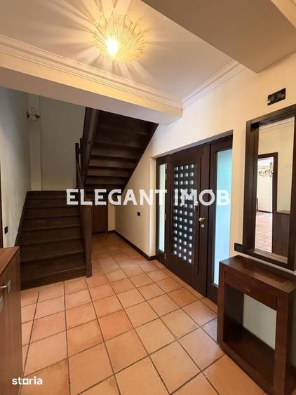 Casă cu 4 camere cu Teren 585 Mp în Corbeanca