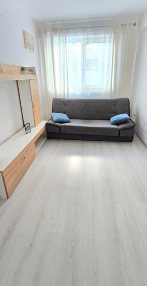 Apartament cu 2 camere decomandat, mobilat în Galata
