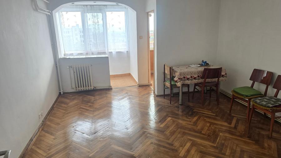Garsonieră semidecomandată în Gării