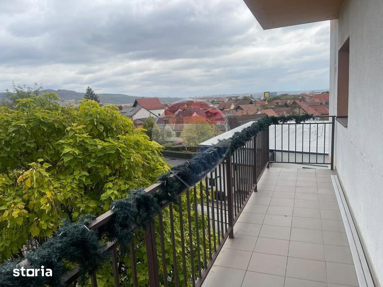 Apartament cu 3 camere în Lazaret