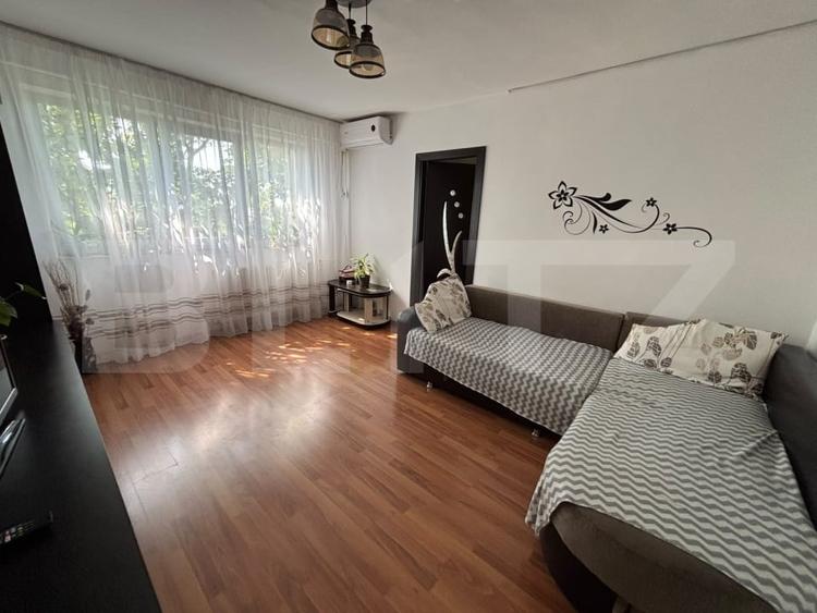 Apartament cu 2 camere, 40 mp, zona Vest - 1