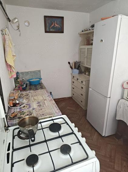 Casă cu 3 camere în Central