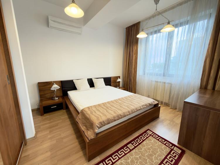 Apartament cu 4 camere semidecomandat, mobilat în Aviației