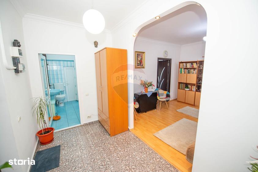 Apartament cu 2 camere nedecomandat în Grivița