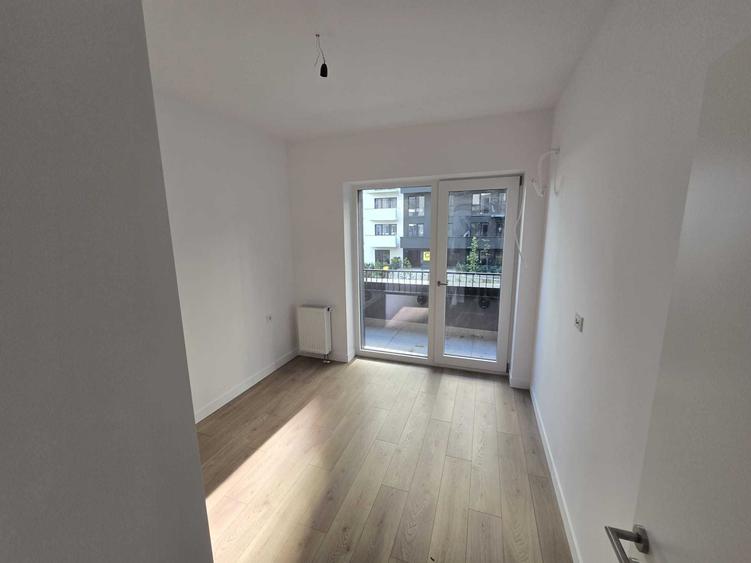 Apartament cu 2 camere decomandat în Vest