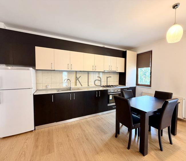 Apartament cu 2 camere semidecomandat, mobilat în Zorilor