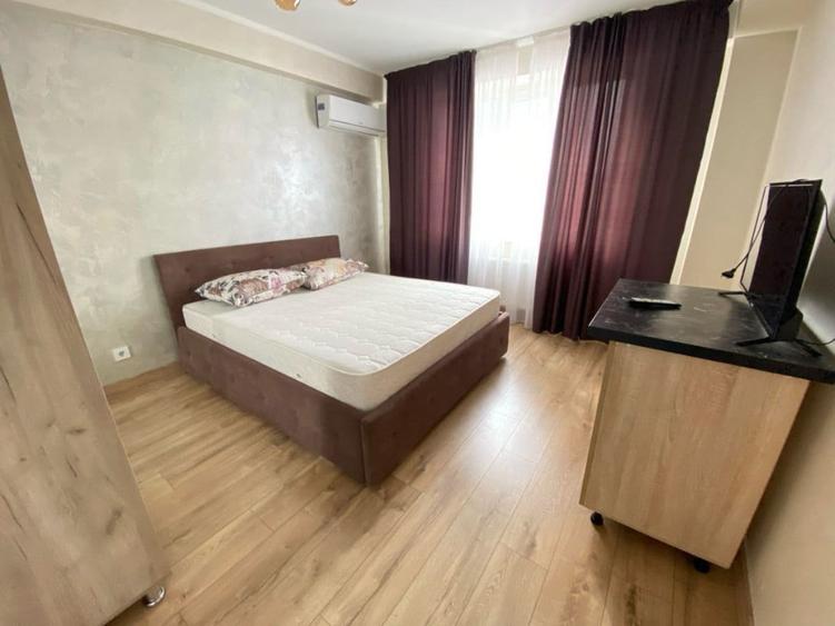 Garsonieră decomandată în Central