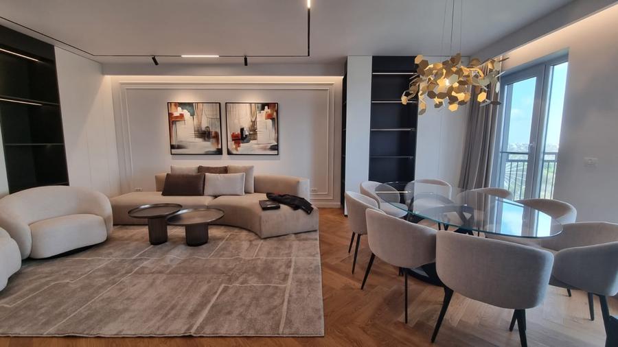 Apartament cu 3 camere decomandat, mobilat în Tineretului