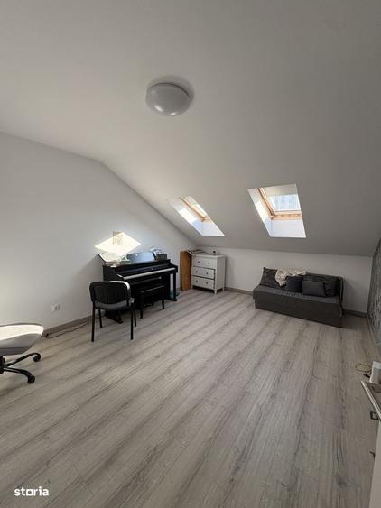 Apartament cu 3 camere decomandat în Șelimbăr