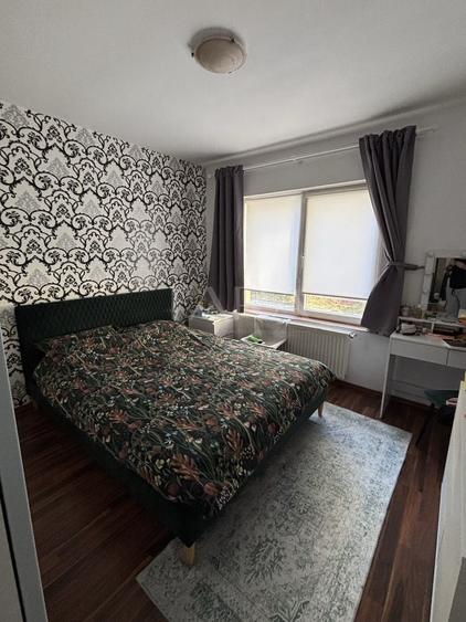 Apartament cu 3 camere semidecomandat, mobilat în Florești
