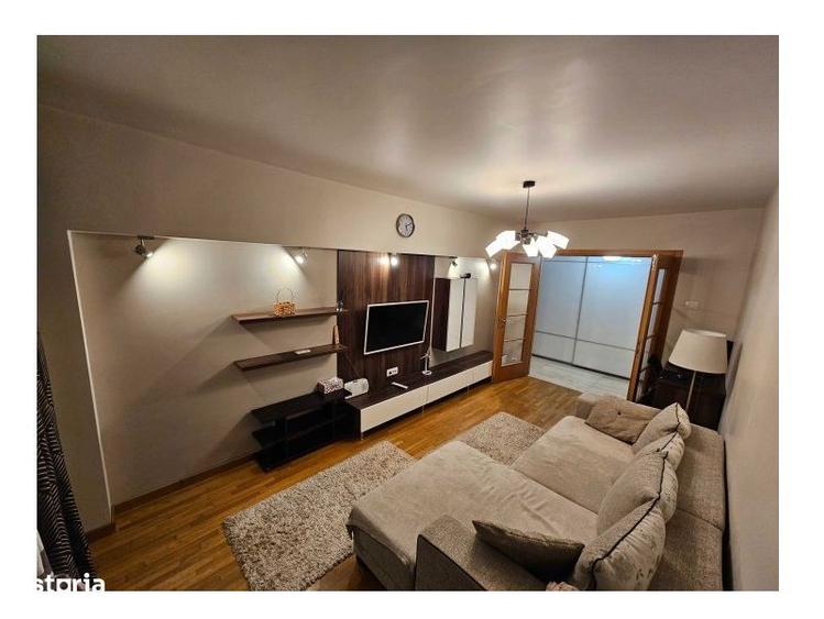 Apartament cu 3 camere decomandat, mobilat în Berceni